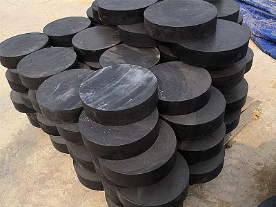 湖里区板式橡胶支座由若干层橡胶片与薄钢板经加压硫化